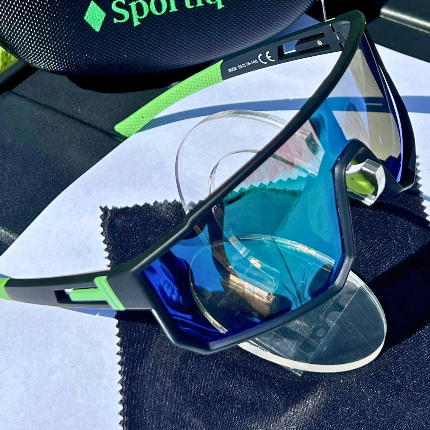 Sportiq VividShield - Razorleaf